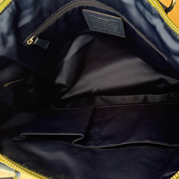 Coach Daisy Spectator Purse Tote Bag - Picture 12 of 14